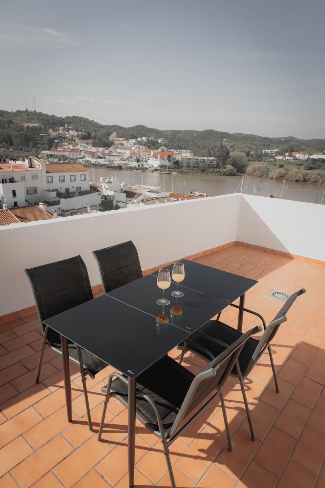 Residencial Neade Suites Sanlúcar de Guadiana 外观 照片